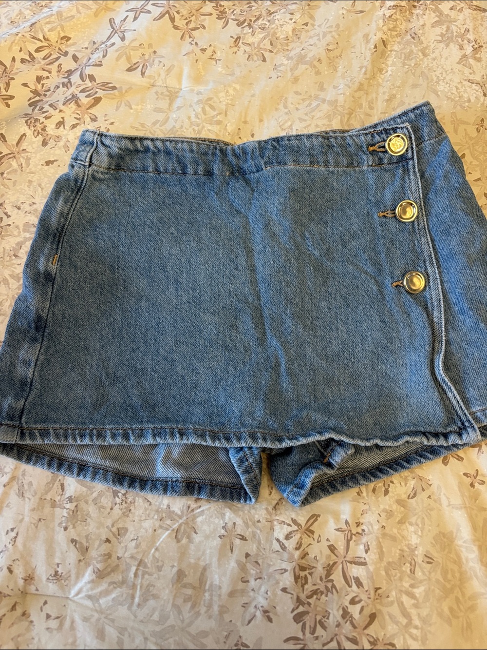 Zara Women’s Blue Denim Skort with silver Button Detail
